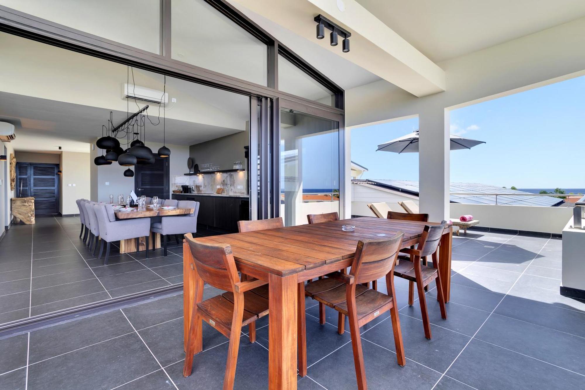 Delfins Beach Resort Bonaire, Tapestry Collection By Hilton Playa Eksteriør bilde