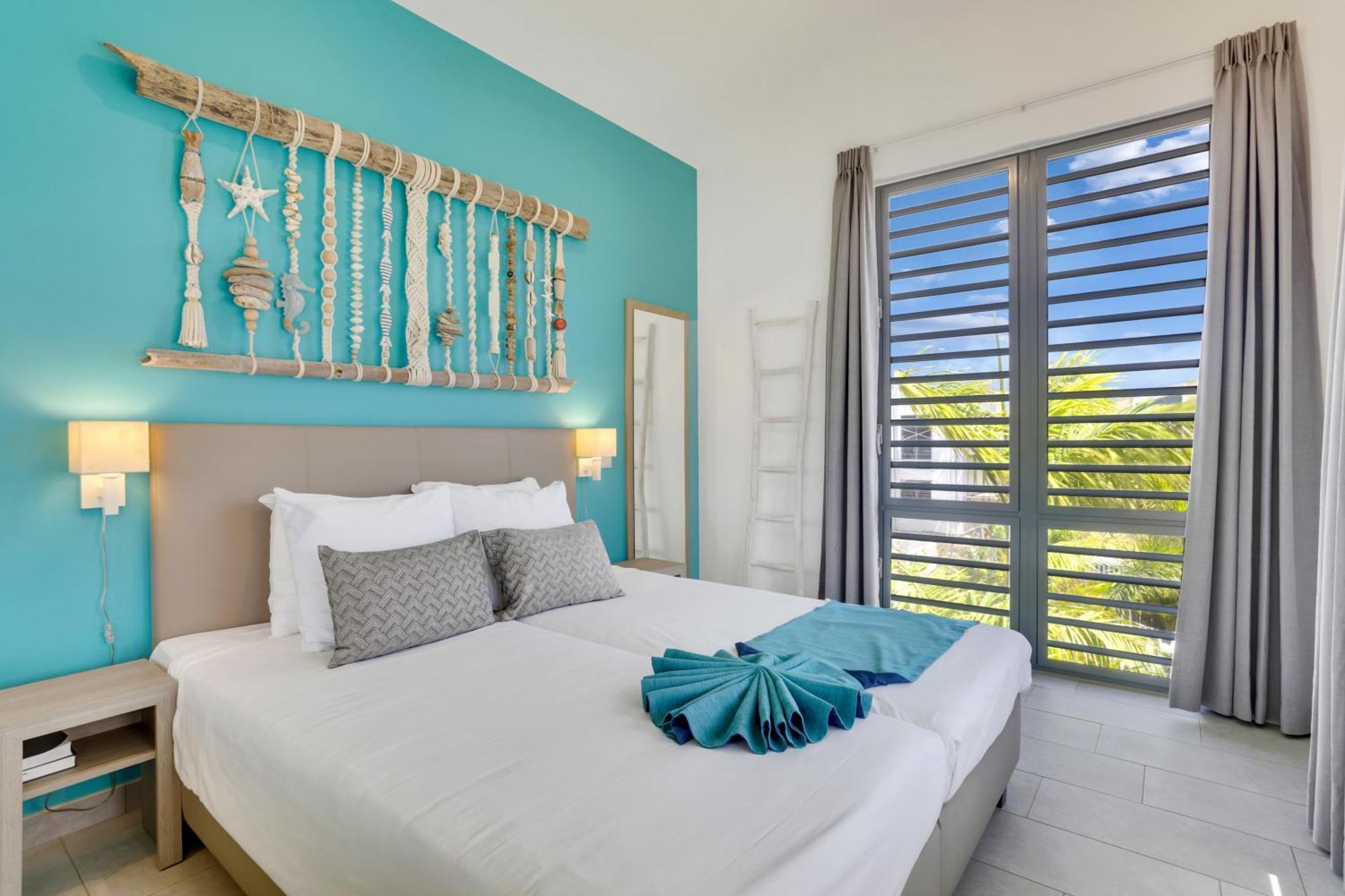 Delfins Beach Resort Bonaire, Tapestry Collection By Hilton Playa Eksteriør bilde