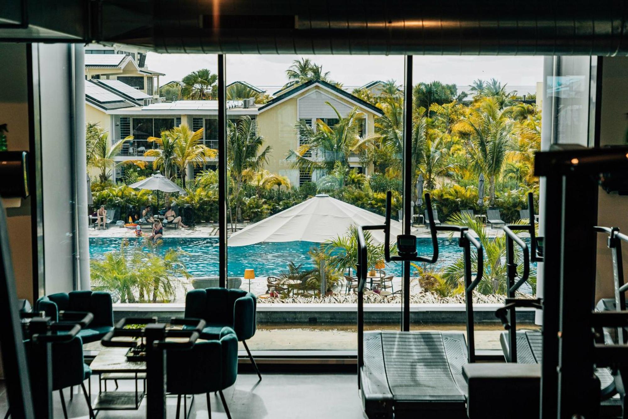 Delfins Beach Resort Bonaire, Tapestry Collection By Hilton Playa Eksteriør bilde