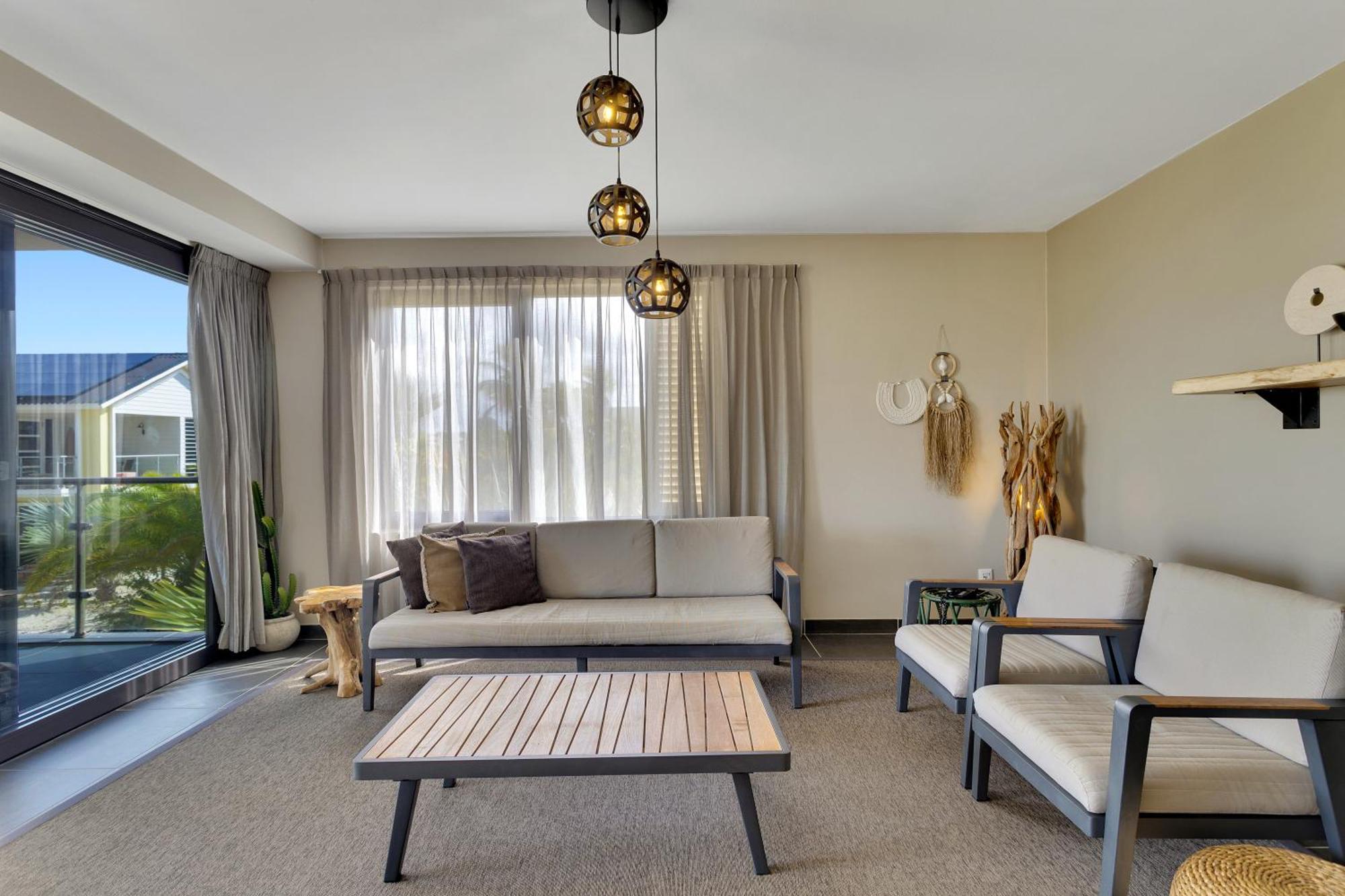 Delfins Beach Resort Bonaire, Tapestry Collection By Hilton Playa Eksteriør bilde