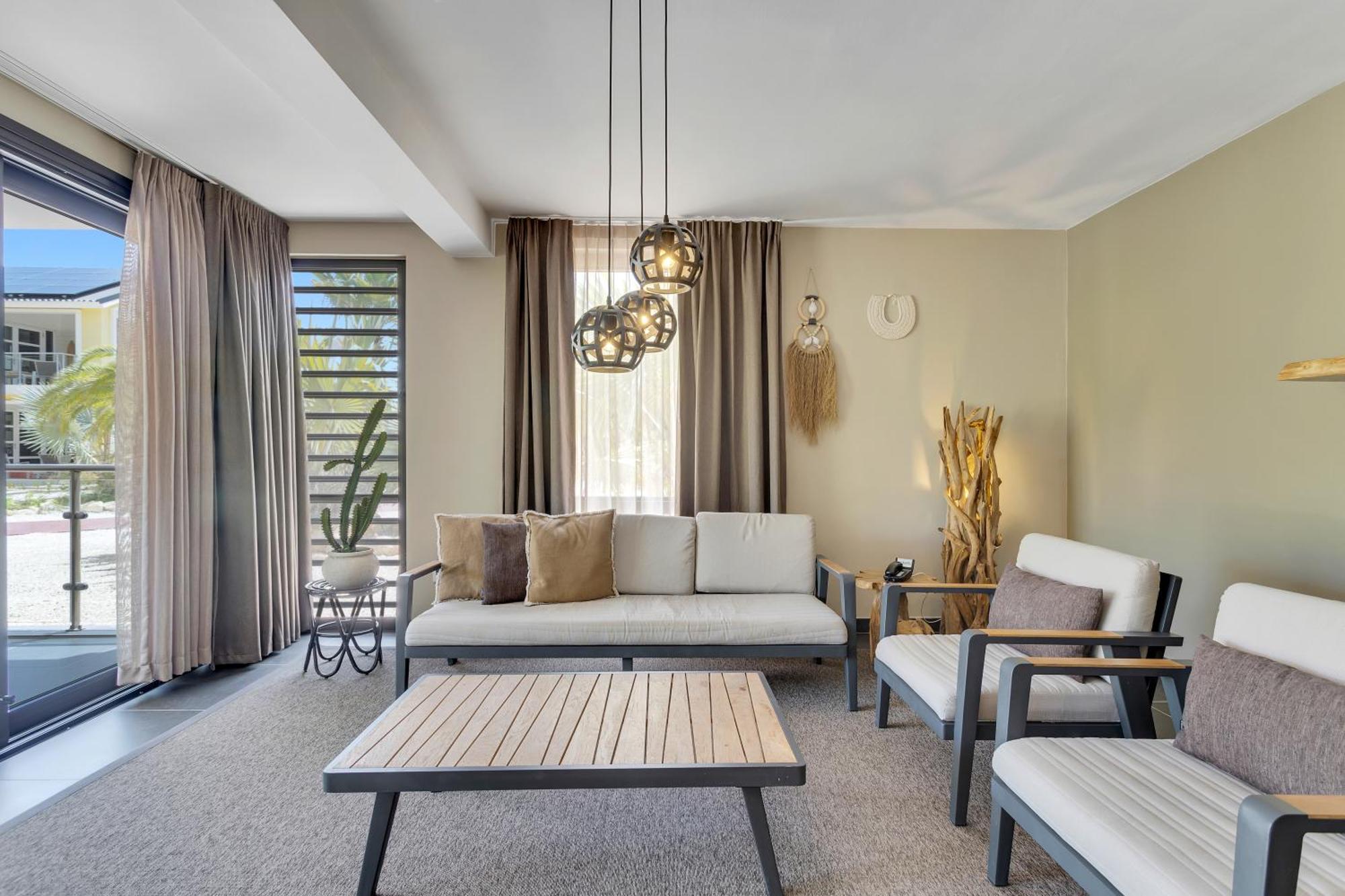 Delfins Beach Resort Bonaire, Tapestry Collection By Hilton Playa Eksteriør bilde